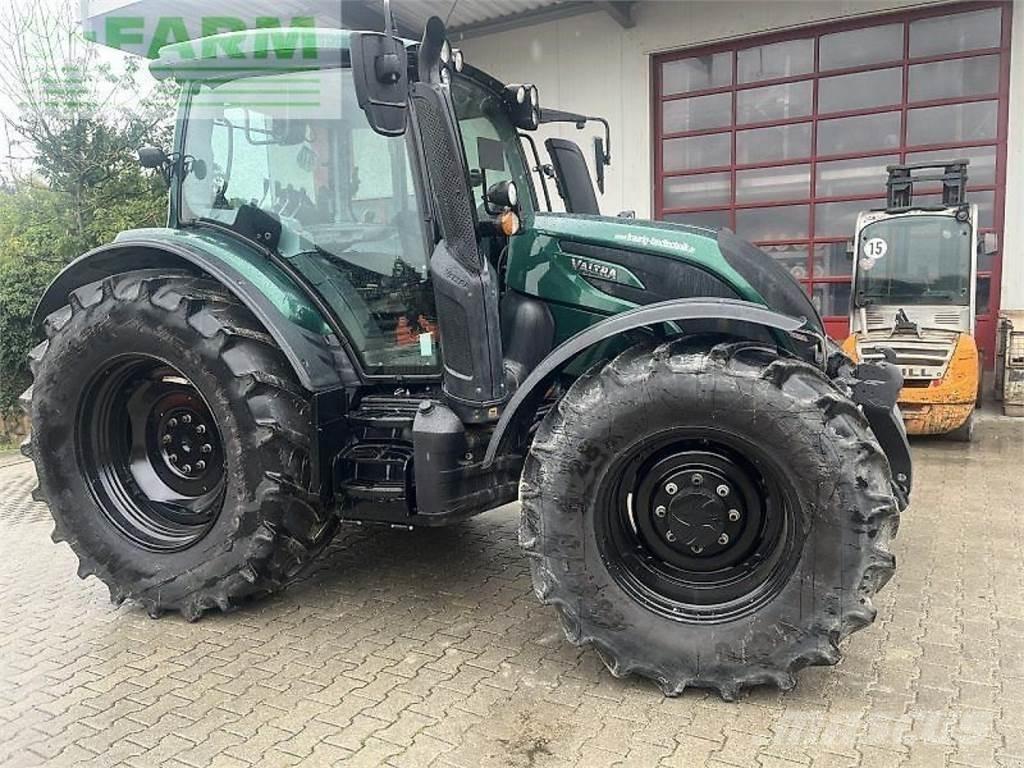 Valtra n 134 aktiv Tractoren