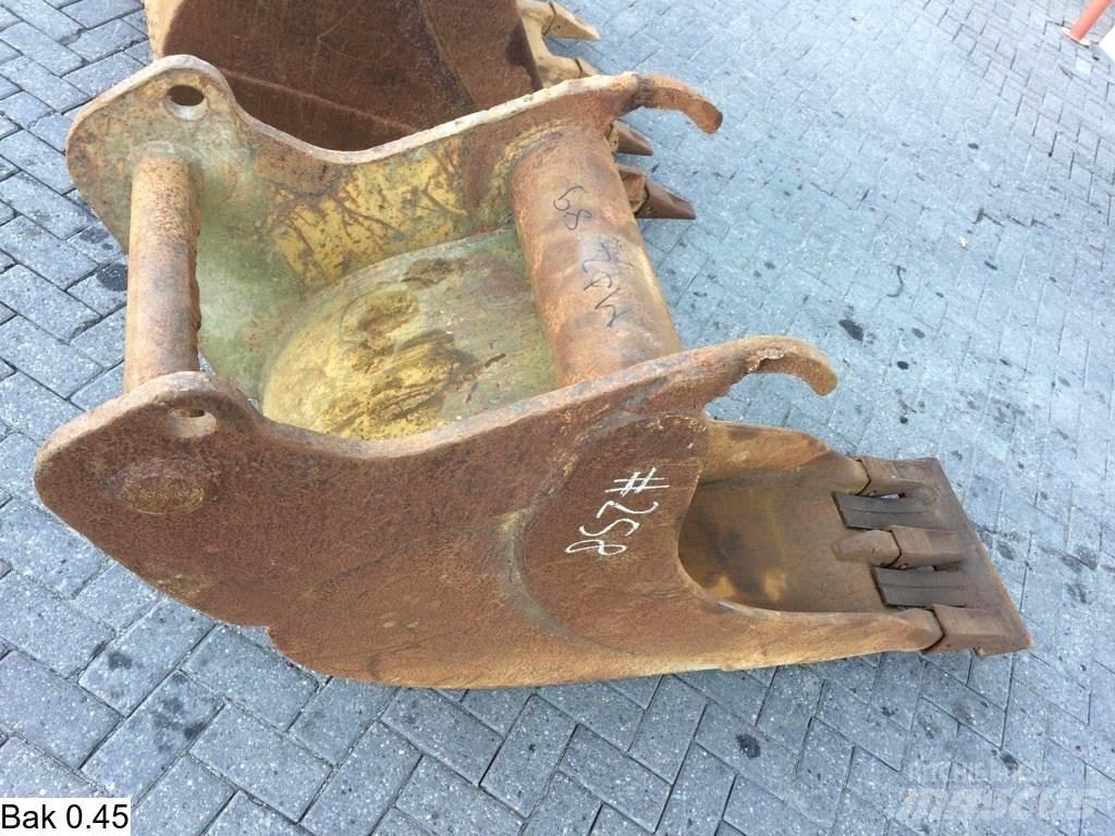 CAT Deep bucket Bakken