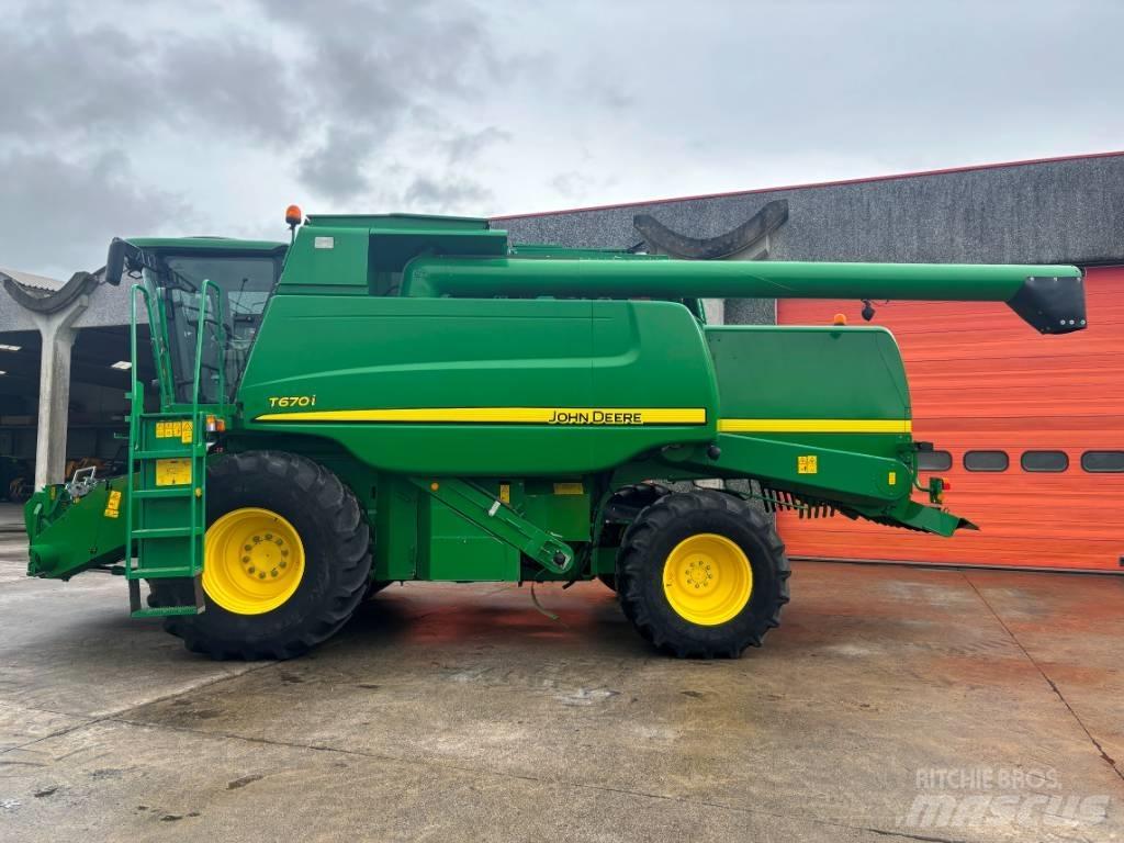 John Deere T 670 i Maaidorsmachines