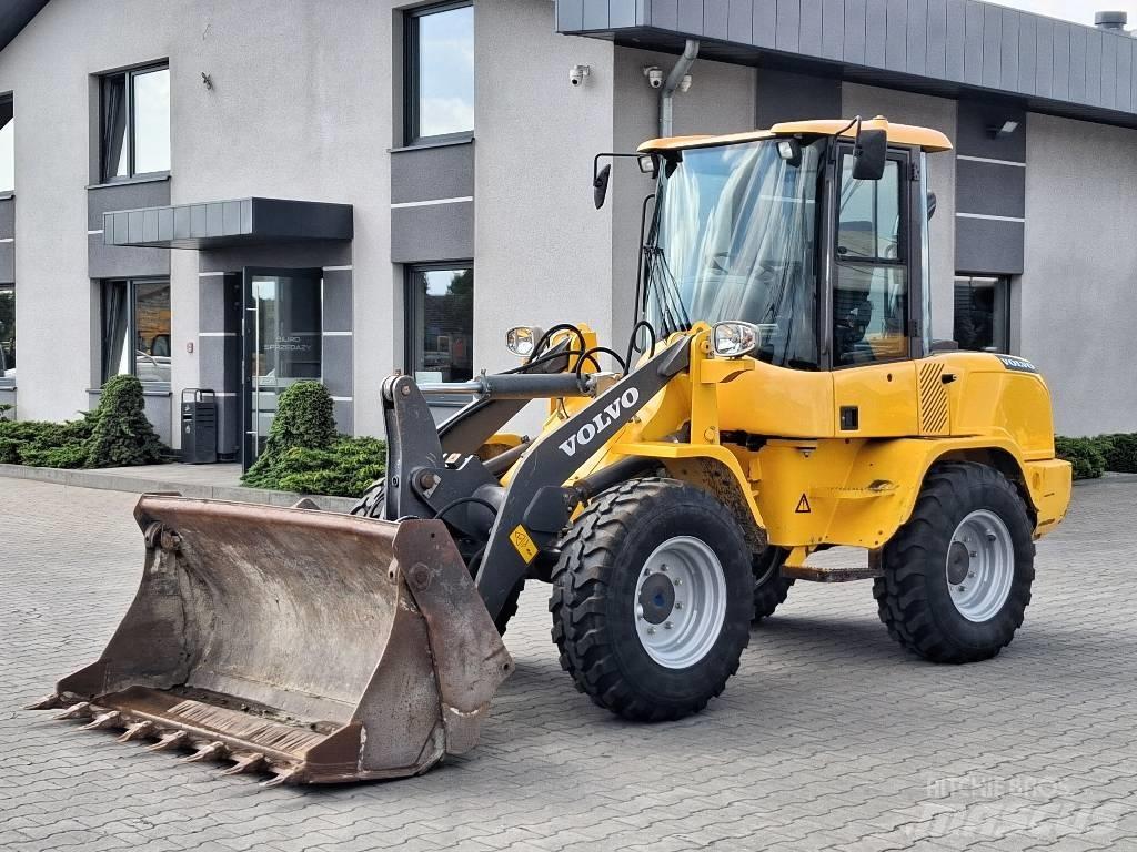 Volvo L 30 G Wielladers