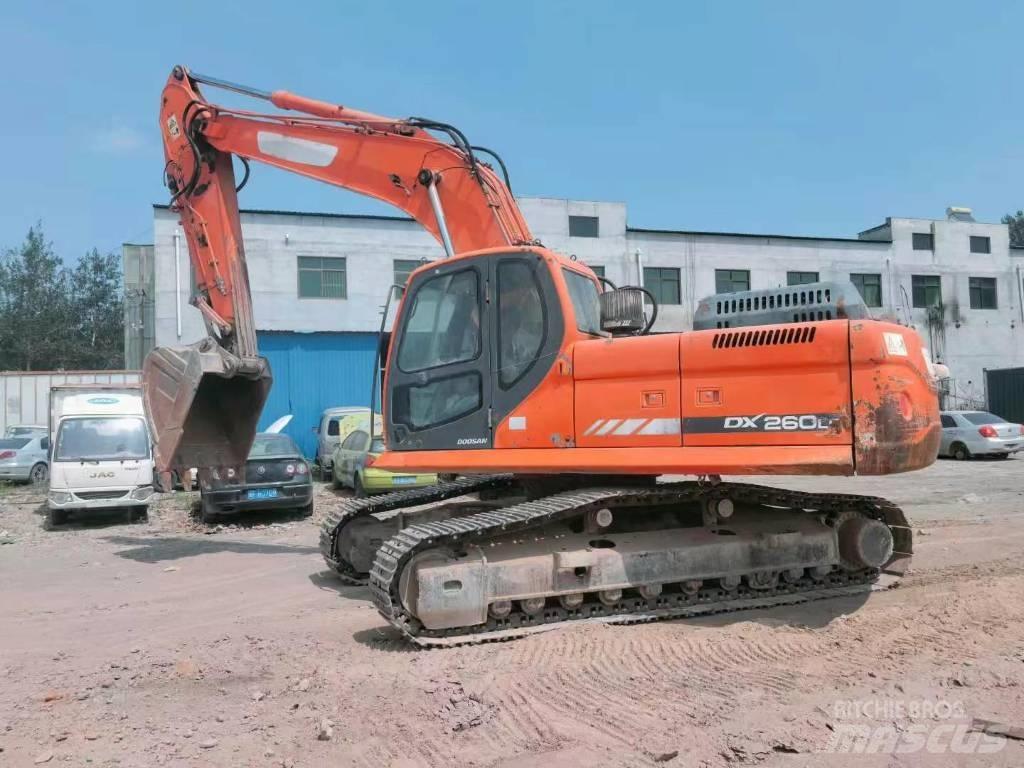 Doosan DX 260 Rupsgraafmachines