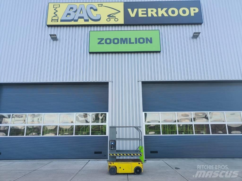 UpRight TM12 Personenliften en invalideliften