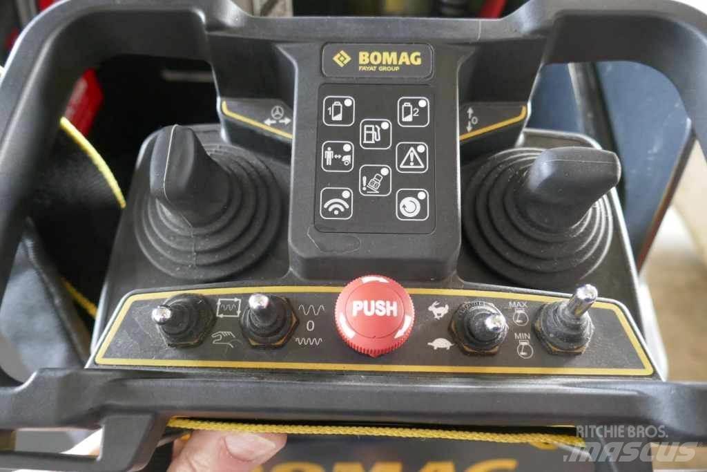 Bomag BMP 8500 Greensrollen