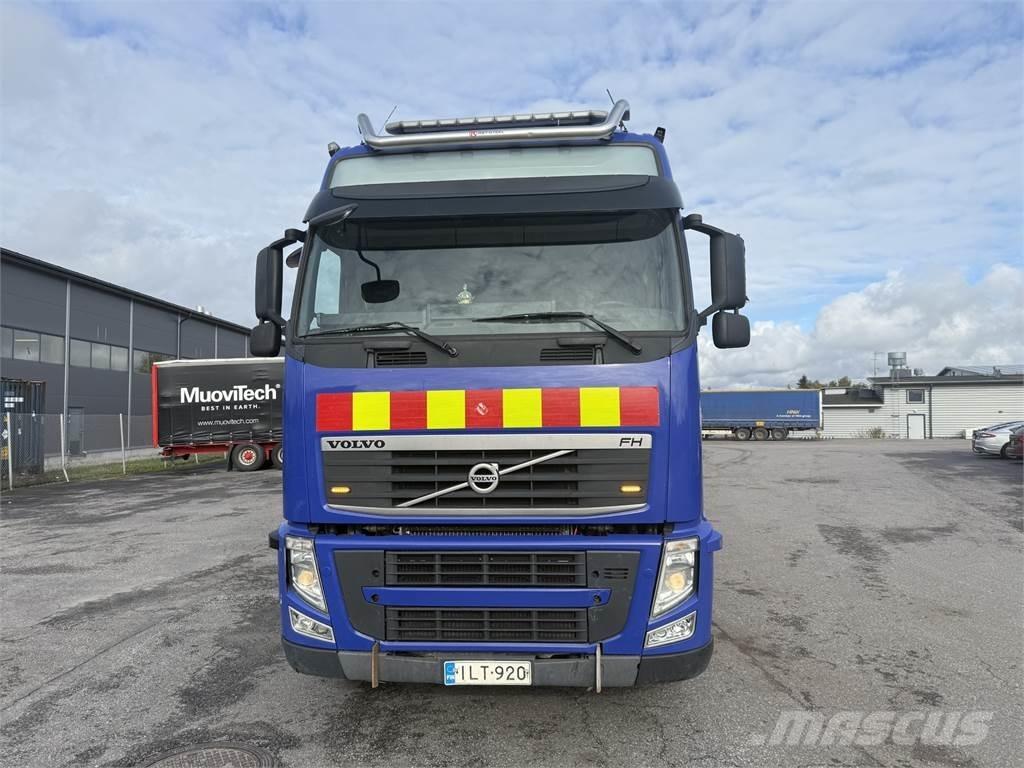 Volvo FH 540 8X4 Vrachtwagen met containersysteem