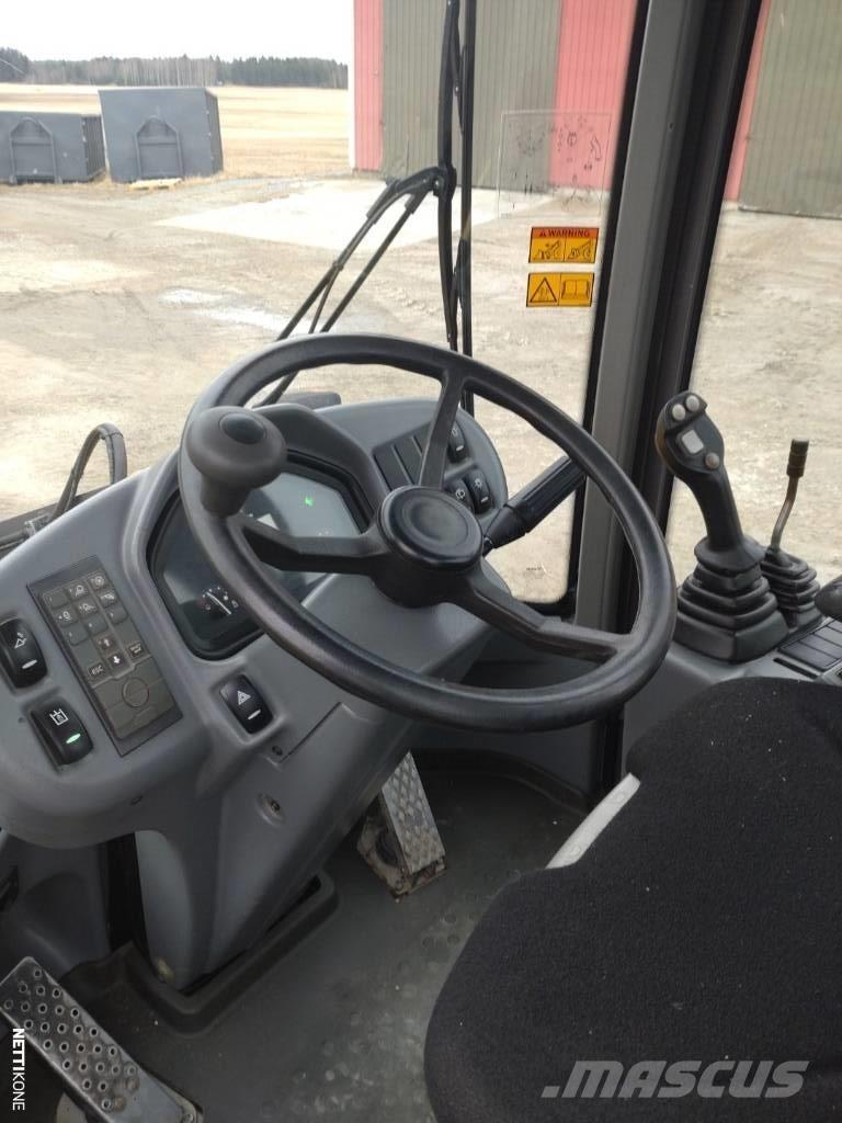 Volvo L 30 G Wielladers