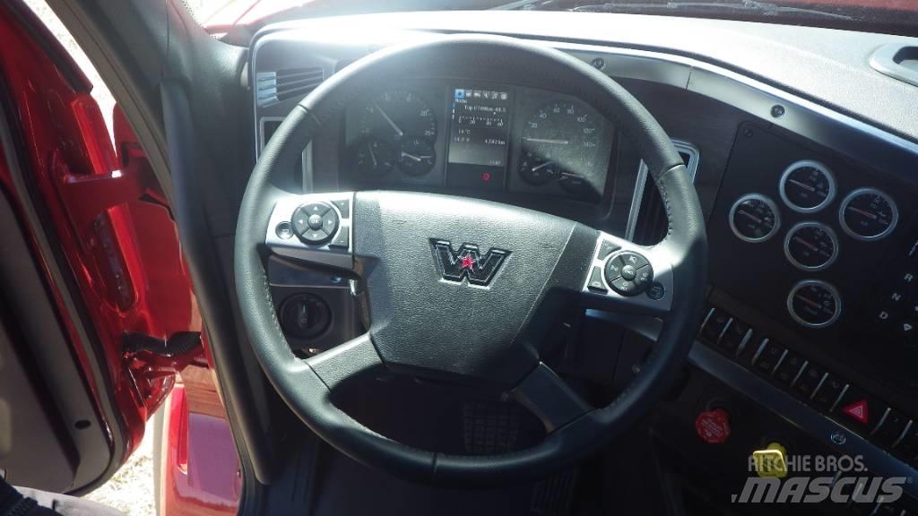 Western Star 49 X Chassis met cabine