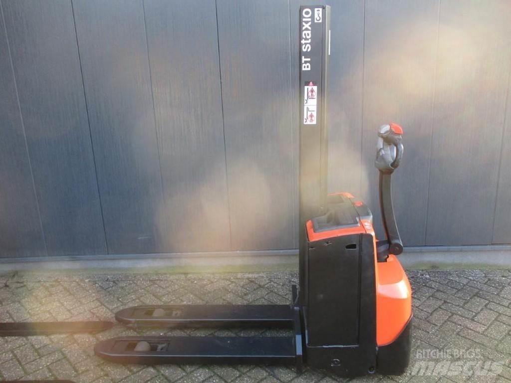 BT SWE 080L Meeloop stapelaar