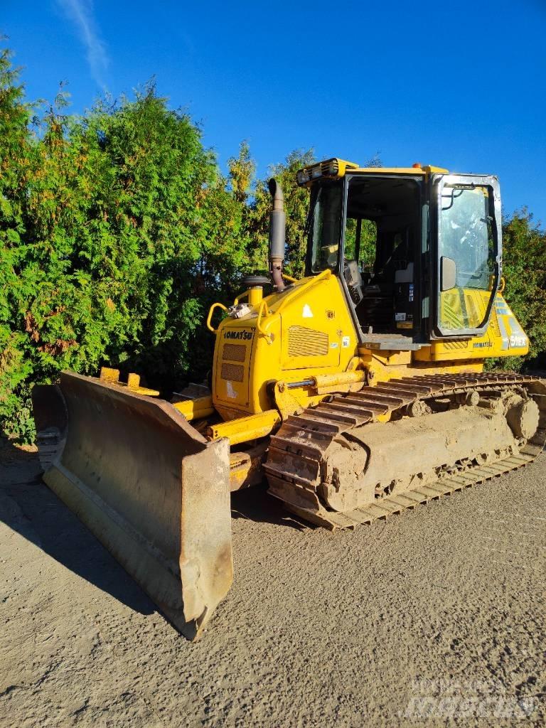 Komatsu D 51 Rupsdozers