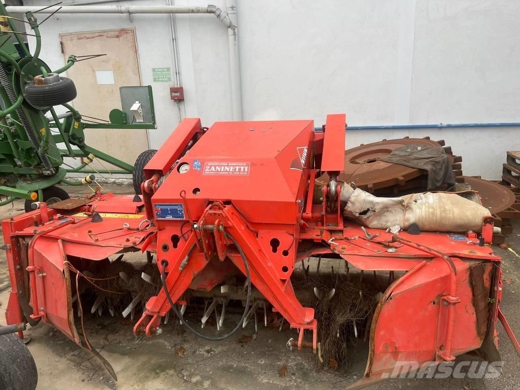Kuhn FC 313 Maaikneuzers