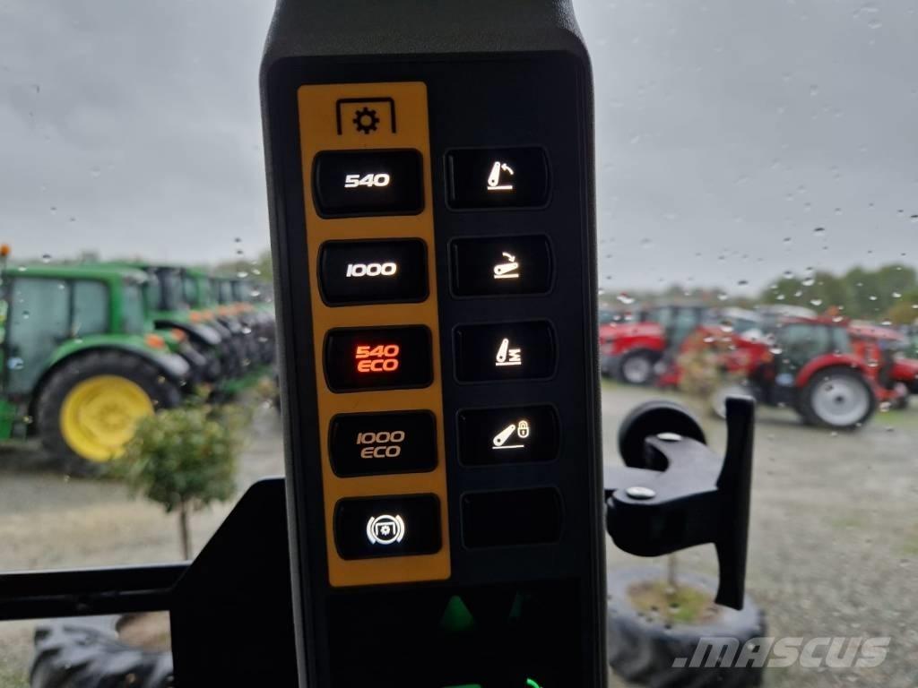 CLAAS Arion 450 Tractoren