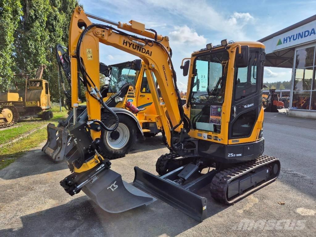 Hyundai R 25 Z-9AK Minigraafmachines < 7t