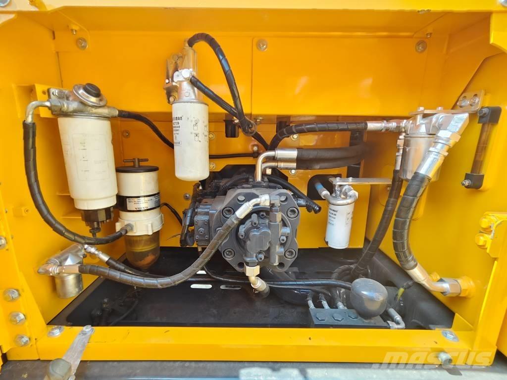 Volvo EC 250 D L Rupsgraafmachines