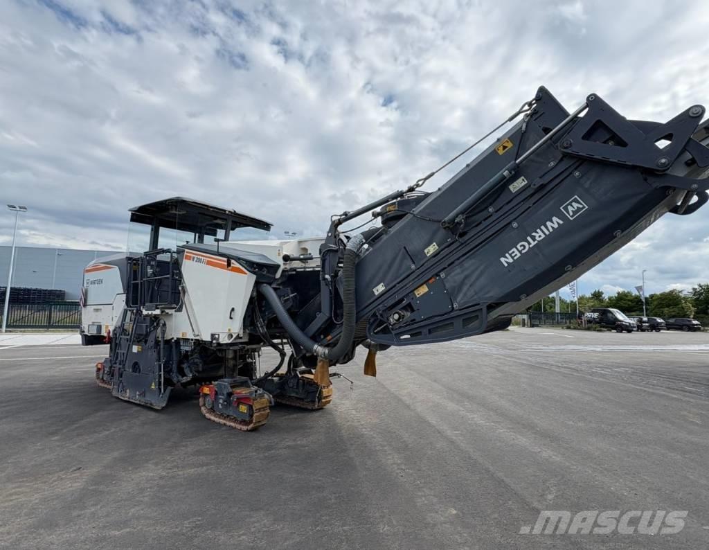 Wirtgen W 200 Fi Asfaltfrezen