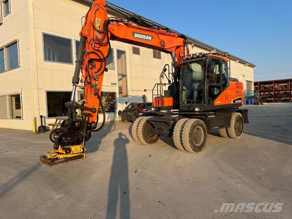 Doosan DX160W-5 Wielgraafmachines