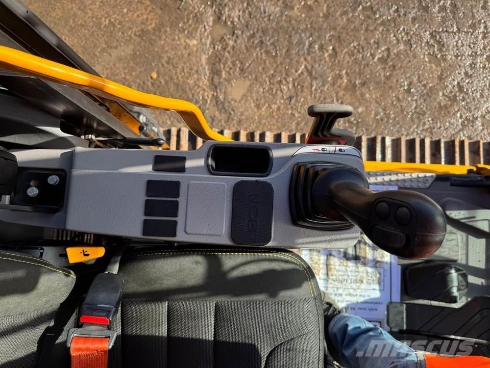 JCB 220X Rupsgraafmachines