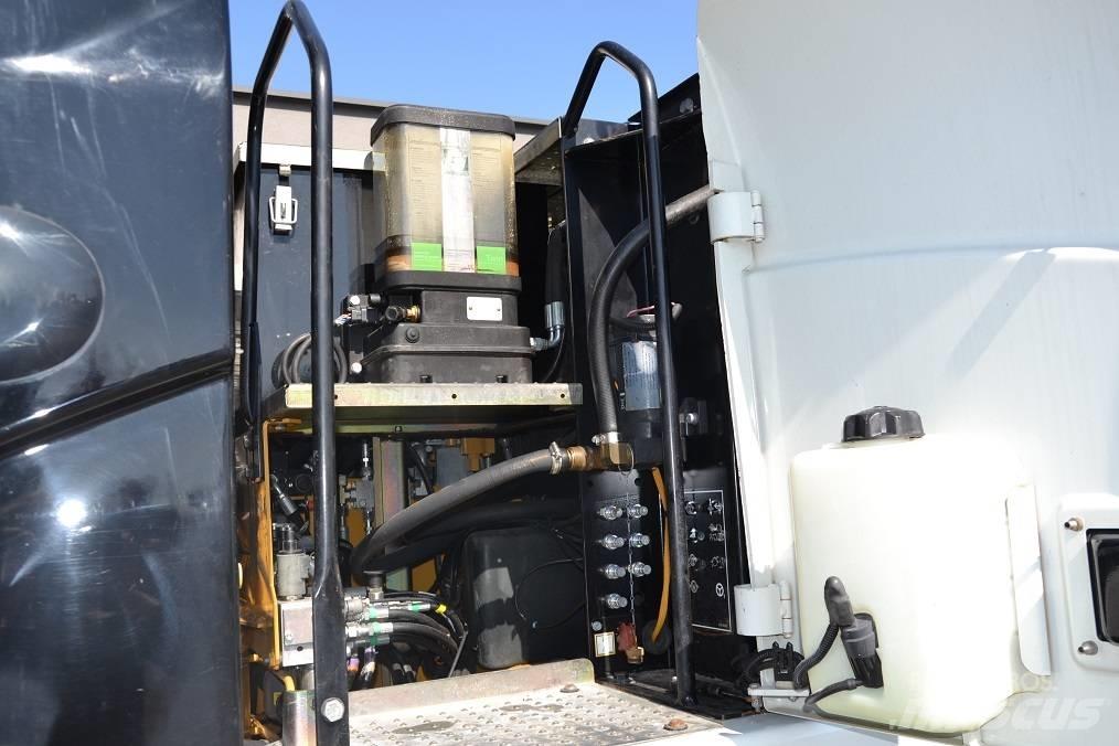 CAT M 313 D Wielgraafmachines