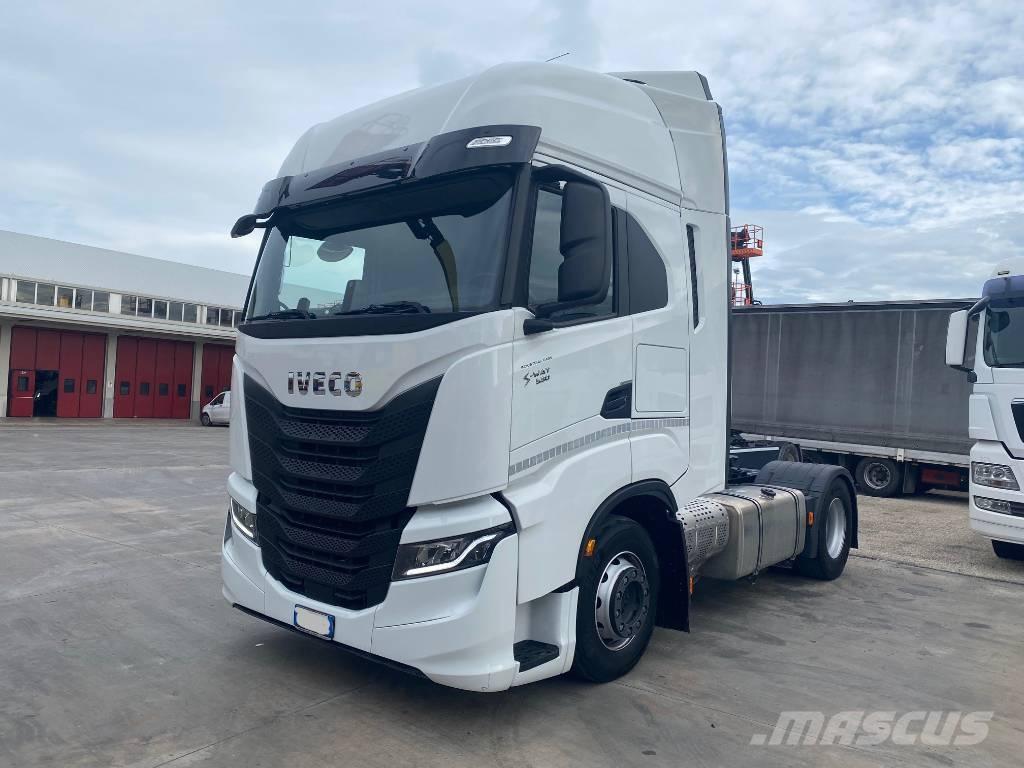 Iveco S-Way 530 Trekkers