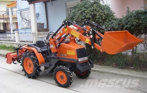 Kubota ASTE A-15 4wd Tractoren