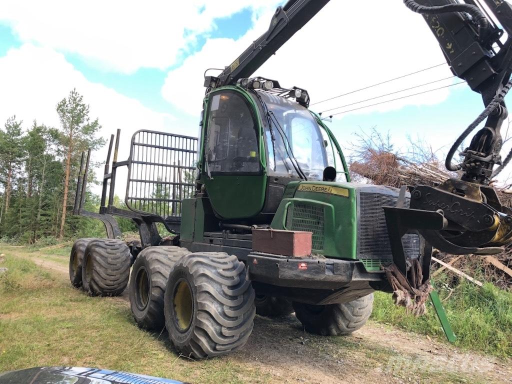 John Deere 810 E Uitrijwagens