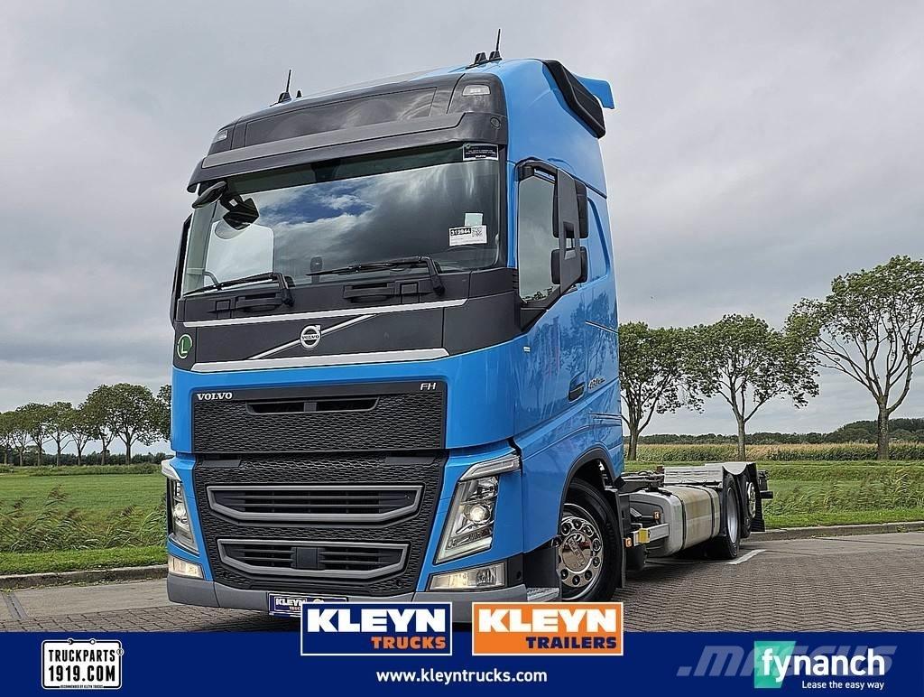 Volvo FH 460 Containertrucks met kabelsysteem