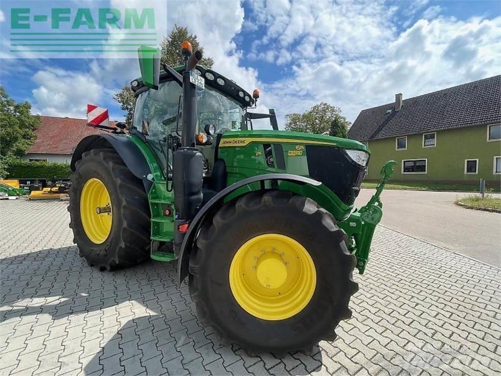 John Deere 6r 215 Tractoren