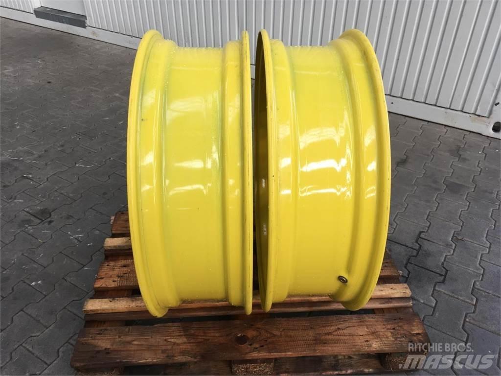 John Deere 10x34 Banden, wielen en velgen