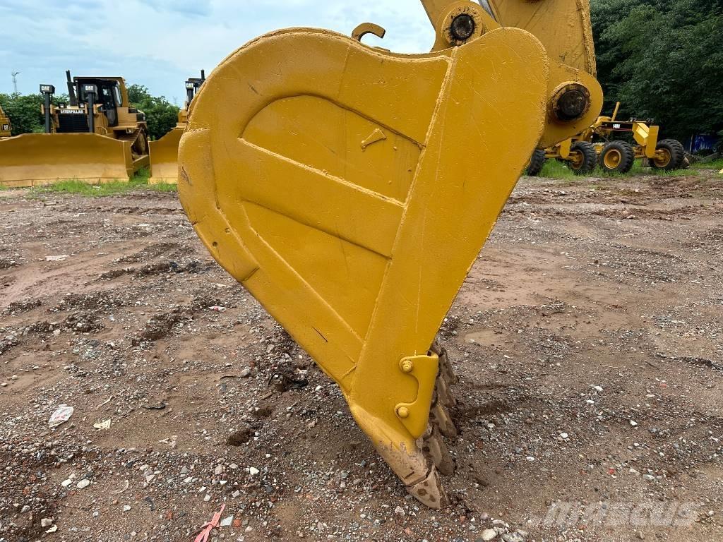 CAT 330C Rupsgraafmachines