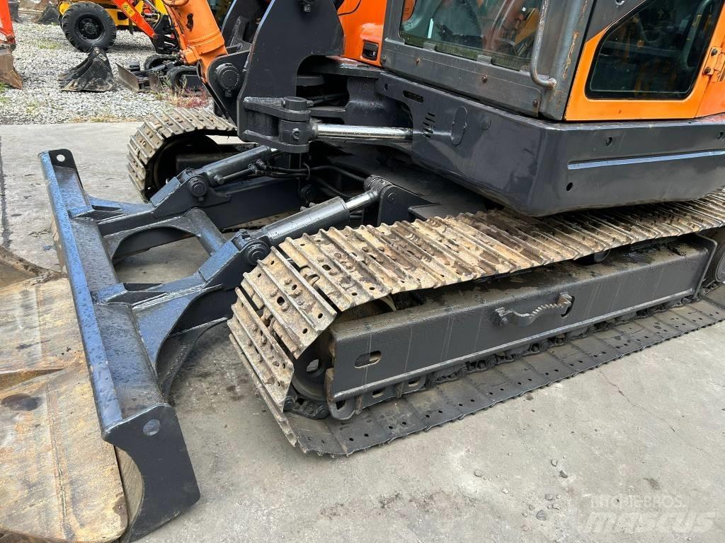 Doosan DX 80 R Midigraafmachines 7t - 12t