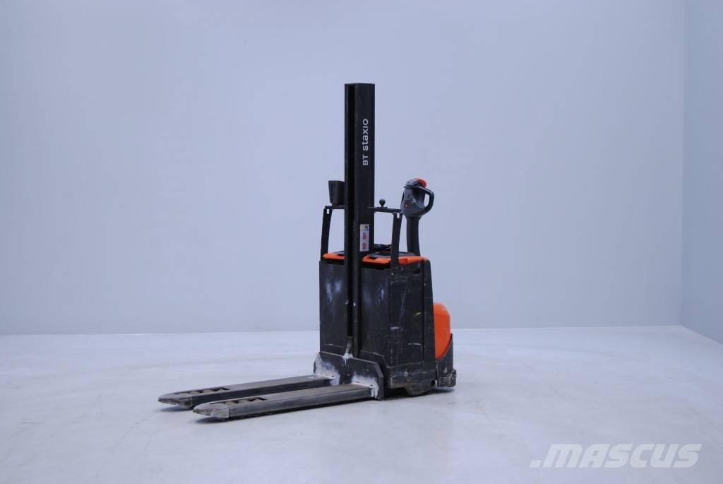 Toyota SWE080L Meeloop stapelaar