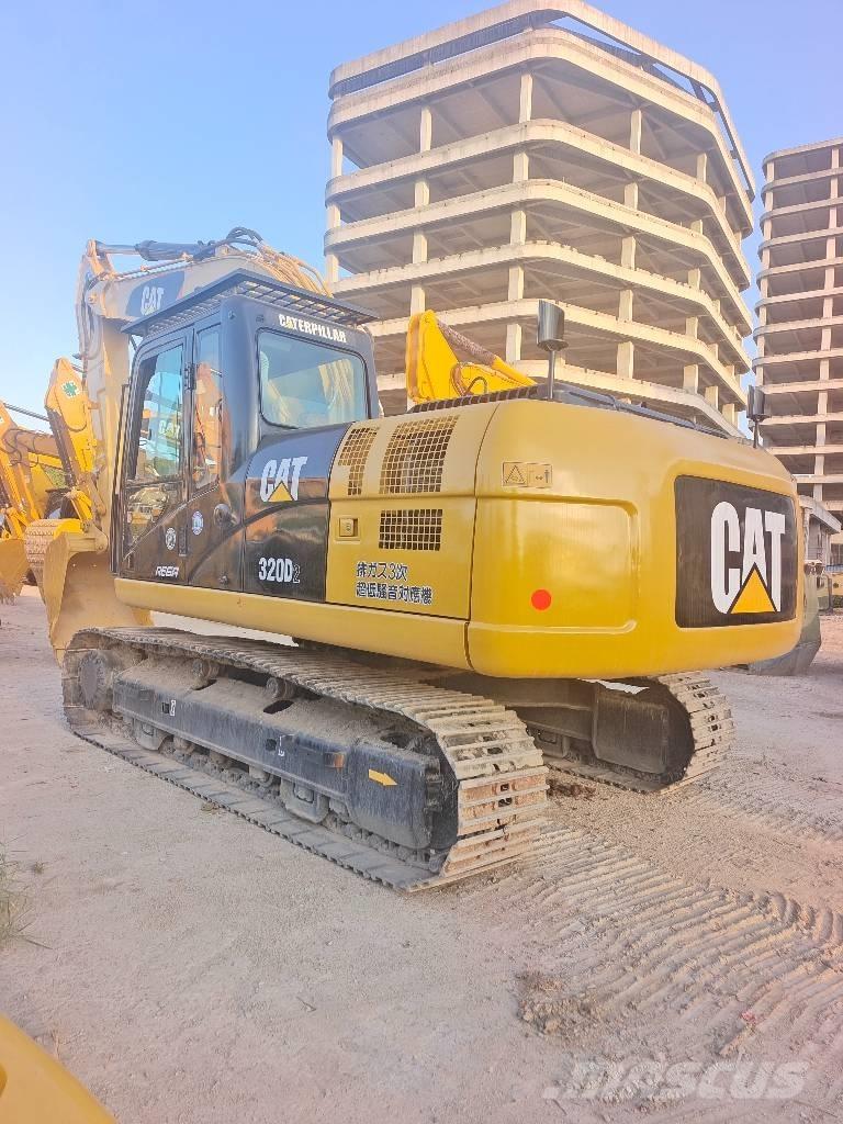 CAT 320 D Rupsgraafmachines
