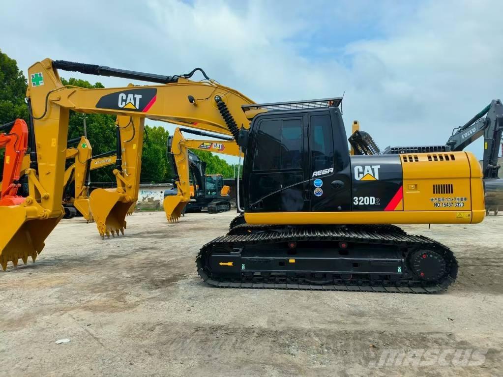 CAT 320 D Rupsgraafmachines