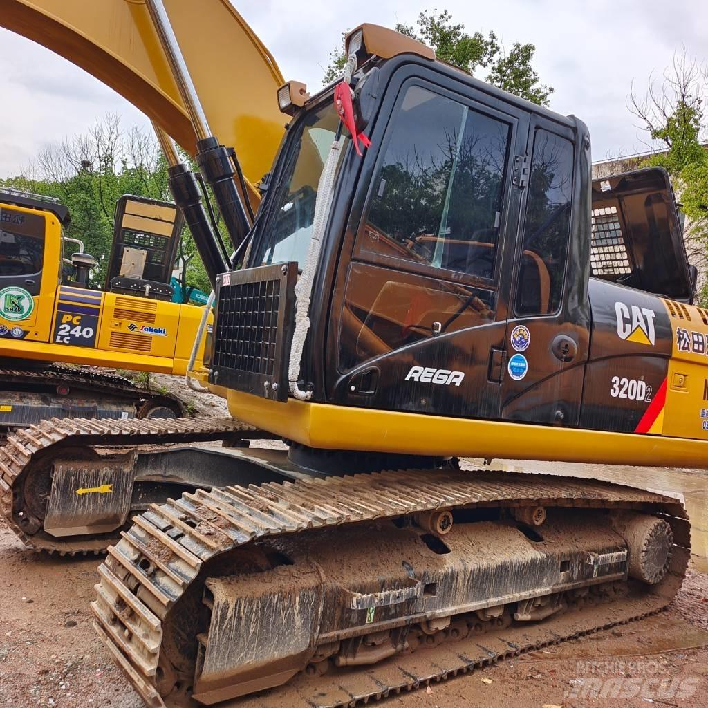 CAT 320 D Rupsgraafmachines