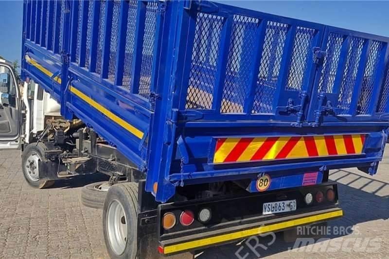 Isuzu NQR500 Anders