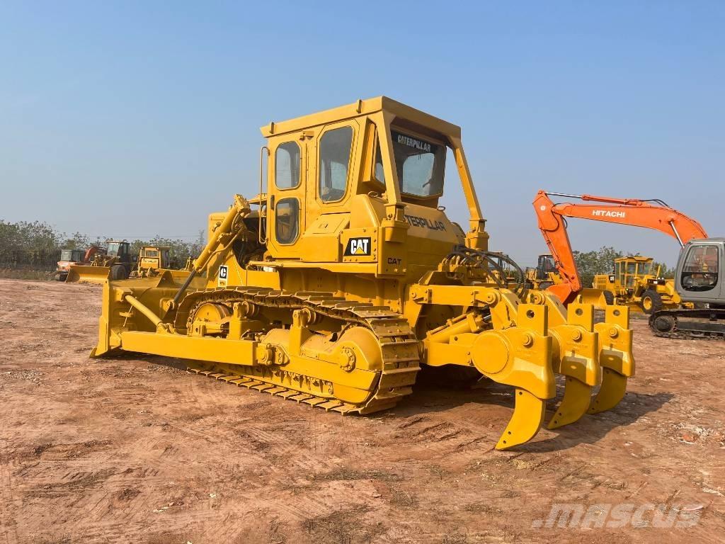 CAT D7G Rupsdozers