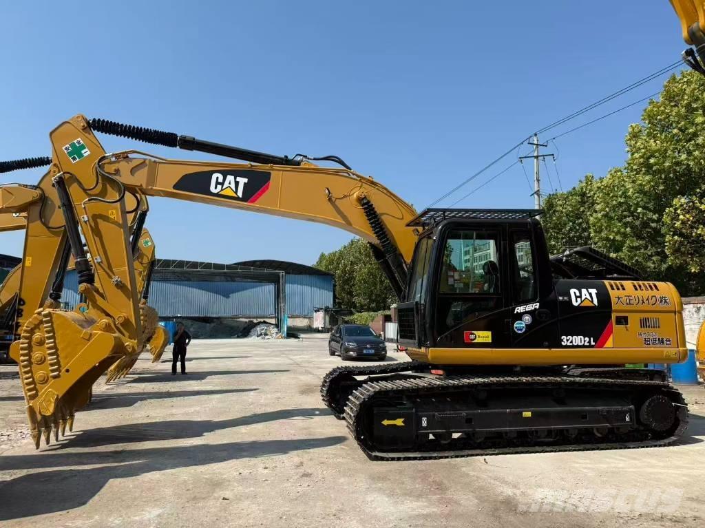 CAT 320 D Rupsgraafmachines