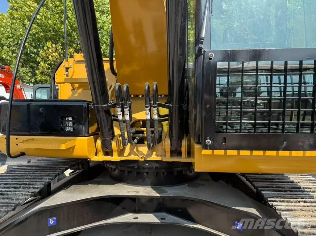 CAT 320 D Rupsgraafmachines