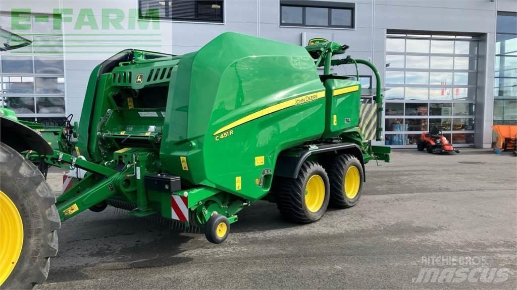 John Deere C451R Vierkante balenpers