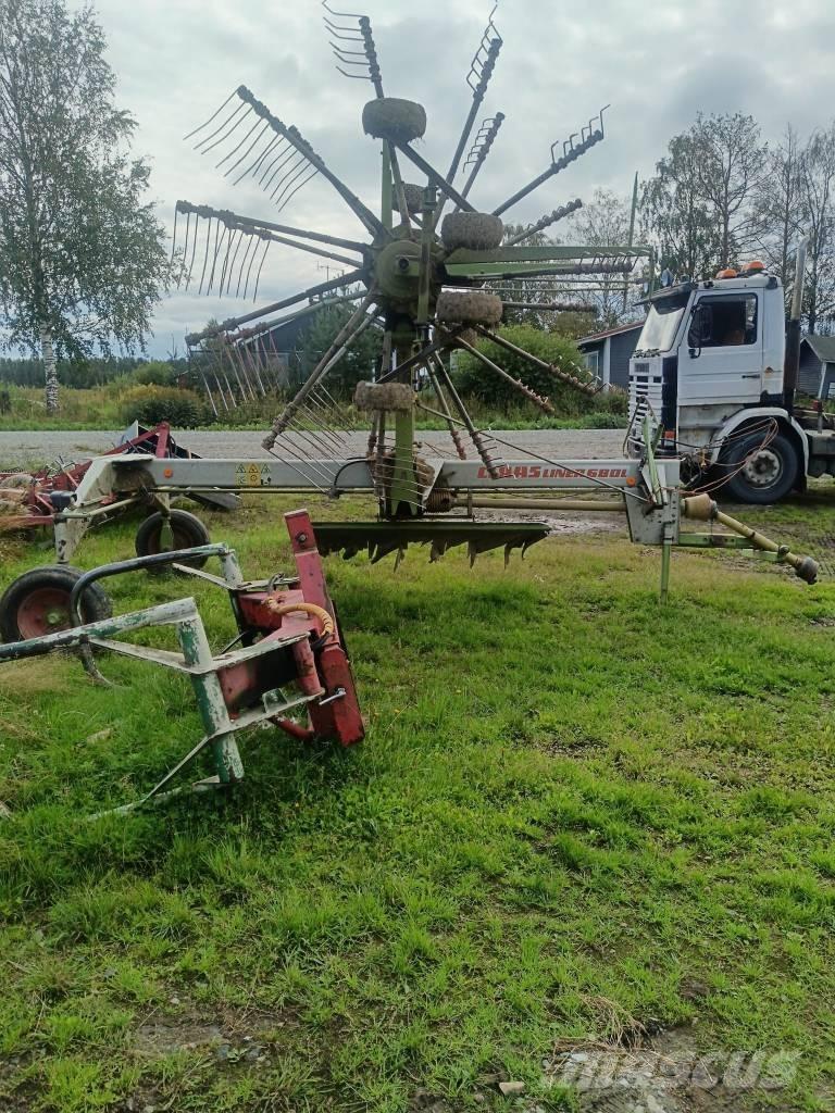 CLAAS Liner 680 Zwadharken