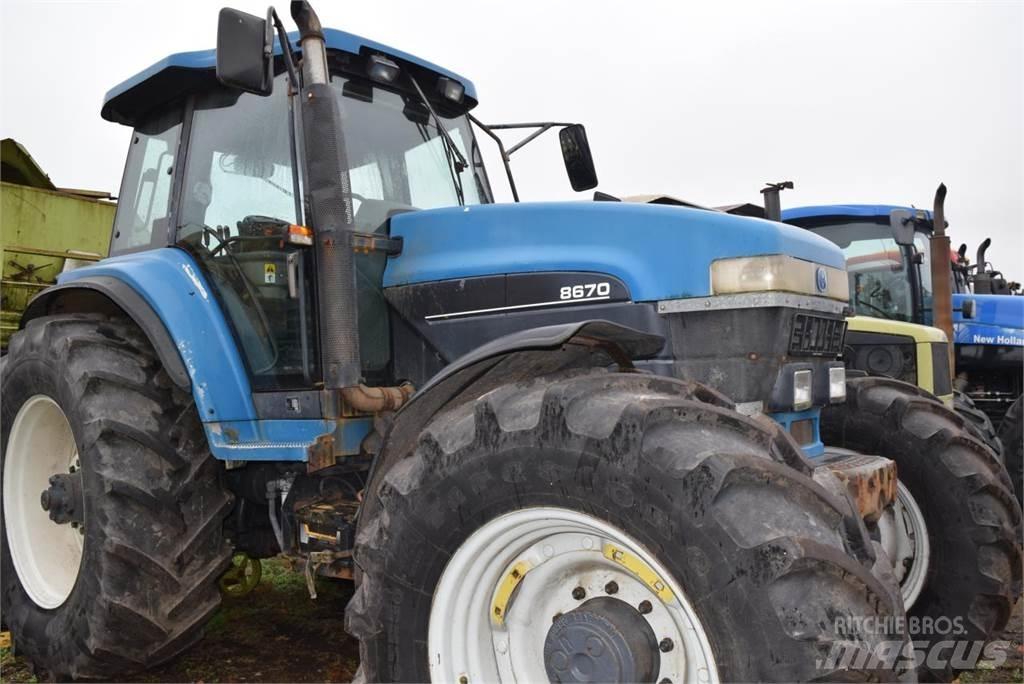 New Holland 8670 Tractoren