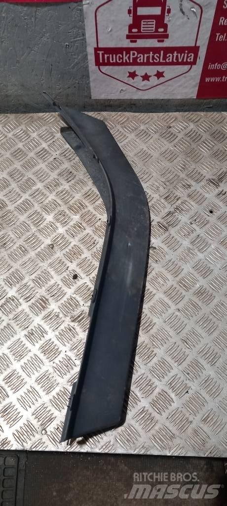 Scania 94 D.   1429393 Cabine en interieur
