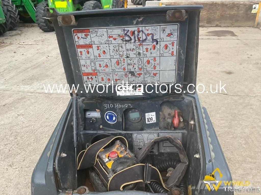 Bomag BMP 8500 Trilmachines