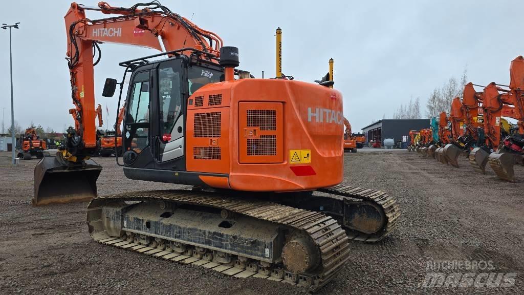 Hitachi ZX 225USLC-6 Rupsgraafmachines