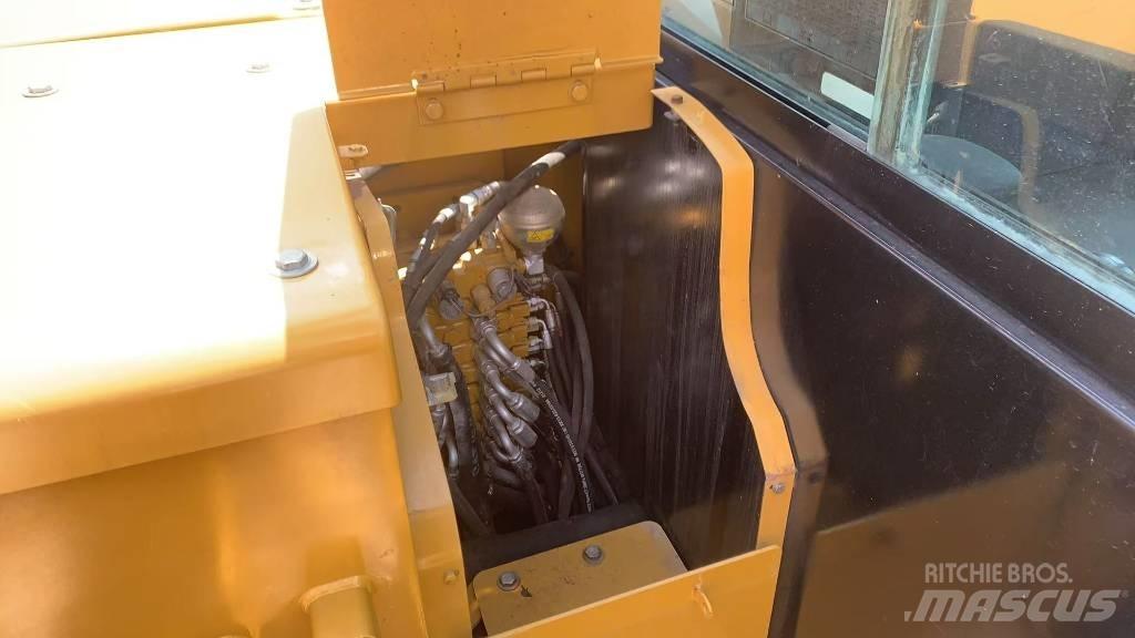 CAT 306E2 Rupsgraafmachines