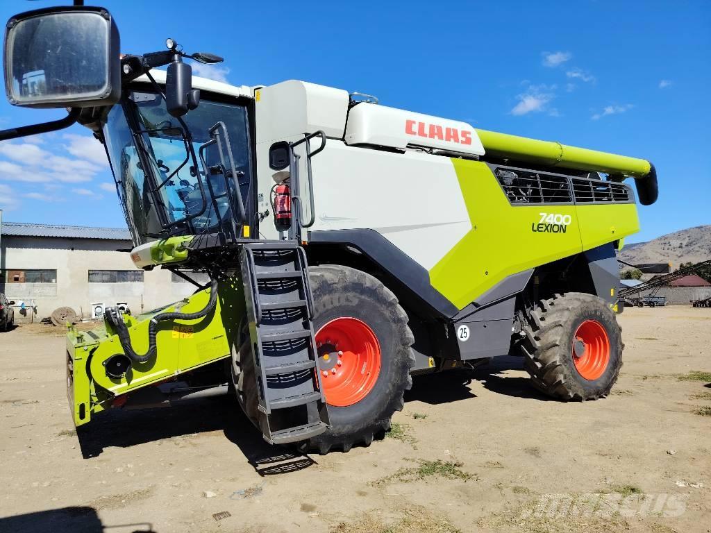 CLAAS Lexion 7400 Maaidorsmachines
