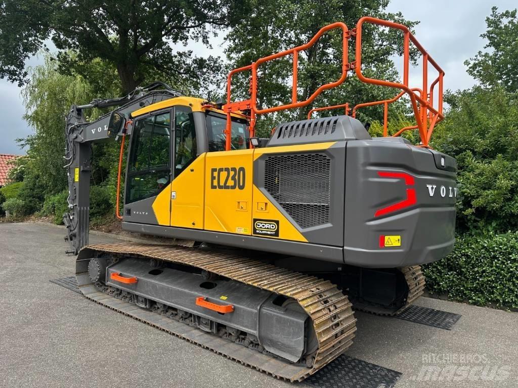 Volvo EC 230 Rupsgraafmachines