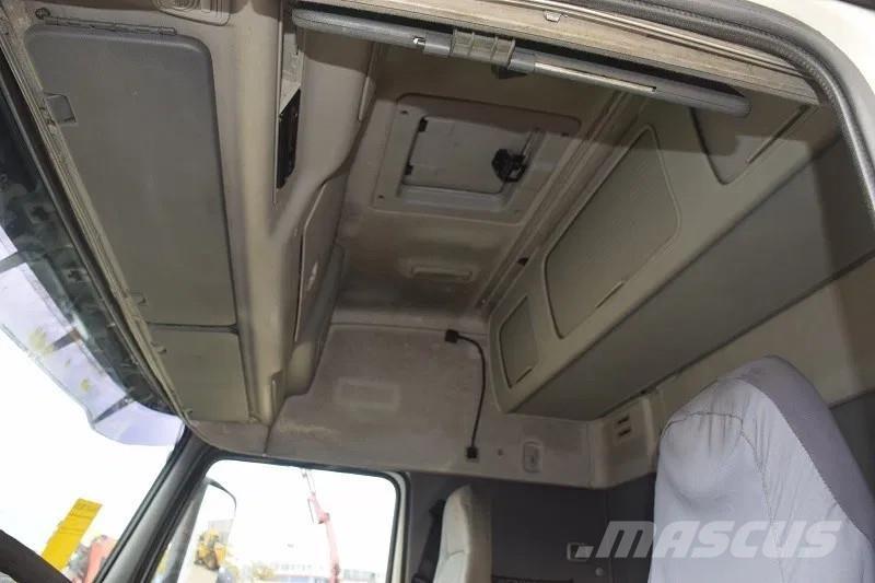 Volvo FH 12.420 Trekkers