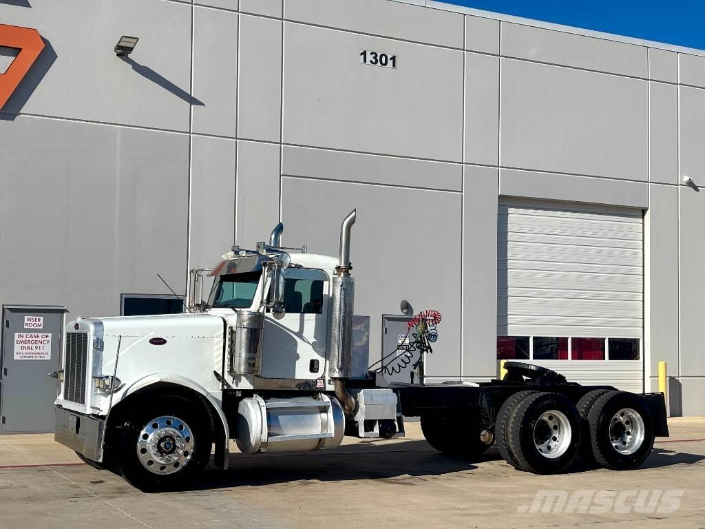 Peterbilt 379 Trekkers
