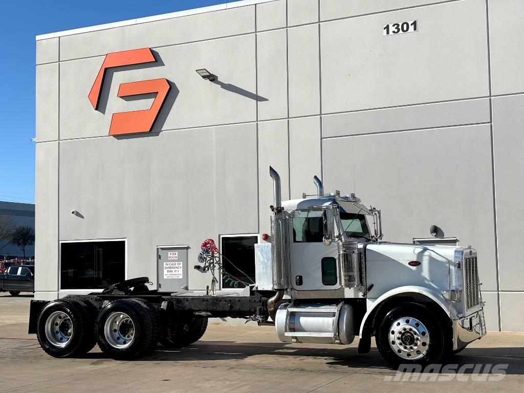 Peterbilt 379 Trekkers