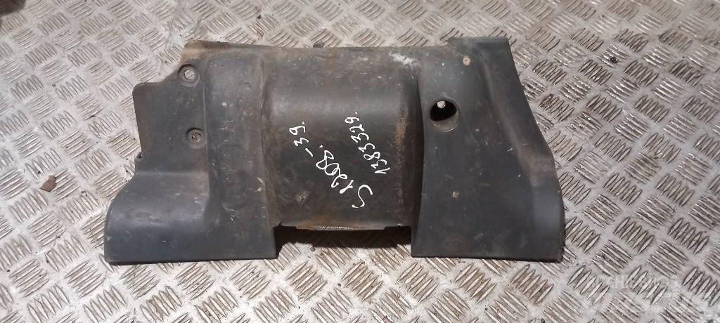 Scania 94 D.  1383330 Cabine en interieur