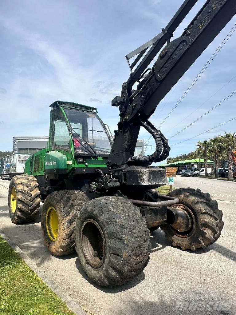 John Deere 1270 D Harvesters